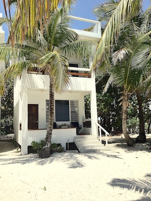 Exterior - Steps from the Sea - Minutes to Secret Beach (1B) (San Pedro, A.C.)