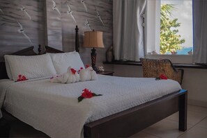 1 bedroom, in-room safe, iron/ironing board, free WiFi