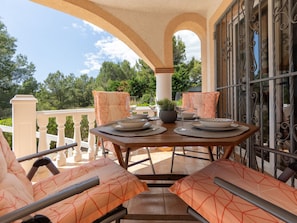 Outdoor dining - Villa Luz del Sol by Interhome (L'Ametlla de Mar)