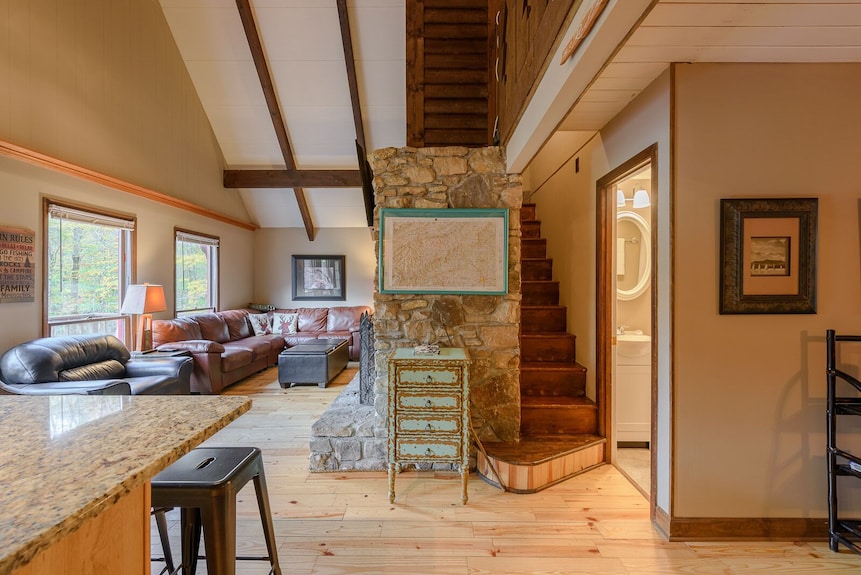 Relax At The Read Retreat-ready To Host Families All 4 Seasons - Beech Mountain, NC