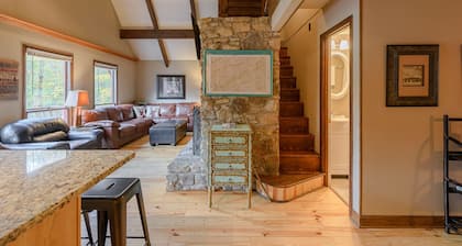 Relax at the Read Retreat-ready to host families all 4 seasons