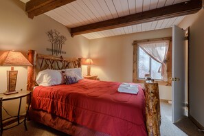 4 bedrooms, iron/ironing board, travel cot, free WiFi