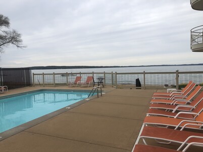 Your Traverse City beach retreat, in a spacious condo with upscale furnishings