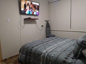 2 Schlafzimmer, Bügeleisen/Bügelbrett, WLAN, Bettwäsche