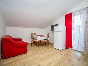 Interior - Hilde Red by Interhome (Medulin)