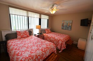 2 bedrooms, free internet - Edgewater House - Ocean Front Units With Spectacular Views! (Rehoboth Beach)