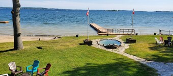 Home of 1000 Island#1-Directly on STL  river, private beach & FREE boat docking 