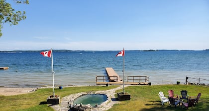 Direkt auf St. Lawrence, mit privatem Strand und KOSTENLOSEM Boot-Docking und WIFI!