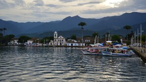 Boating - Casa Safira (Paraty)