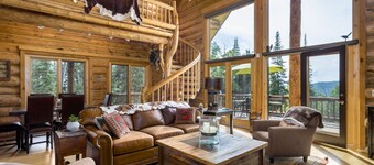 NEW ABSOLUTE TRANQUILITY!  Log cabin, professionally decorated, stunning view