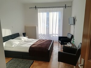 5 chambres, Wi-Fi, draps fournis