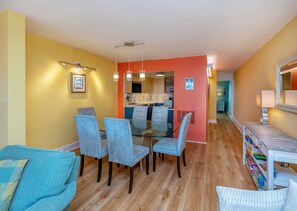 Dining - Edgewater House - Ocean Front Units With Spectacular Views! (Rehoboth Beach)