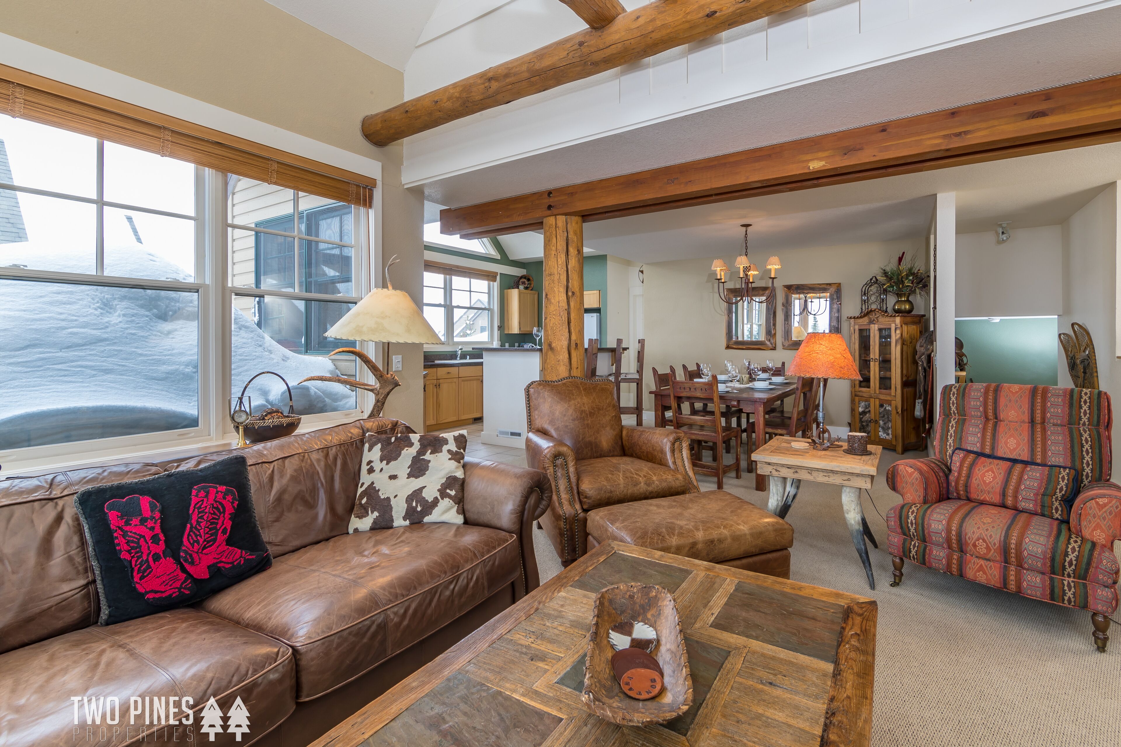 DELUXE BIG SKY MOONLIGHT SADDLE RIDGE | Ski In/Out | Private Hot Tub!