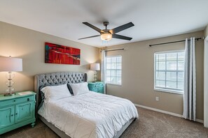 2 Schlafzimmer, Bügeleisen/Bügelbrett, kostenloses WLAN, Bettwäsche