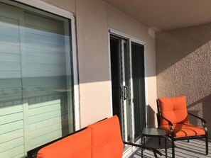 Terrace/patio - OCEAN FRONT CONDO. ENJOY YOUR MORNING COFFEE SITTING ON YOUR PRIVATE BALCONY WATCHING THE SUNRISE. (Rehoboth Beach)