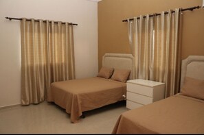 Traditional Villa, 5 Bedrooms, Accessible, Private Pool | Desk, blackout drapes, iron/ironing board, bed sheets - Villa en Guavaberry (Guayacanes)