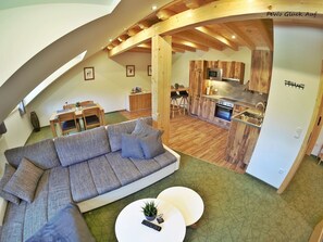 Télévision, table de tennis de table