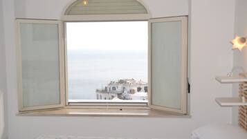 3 camere, ferro/asse da stiro, Wi-Fi gratuito, lenzuola