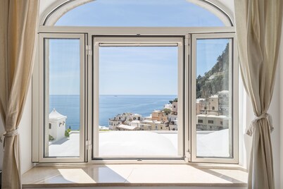 Positano Center - Guest 4+2 People in 2 Bedrooms, 2 Bathrooms - AC and WiFi free