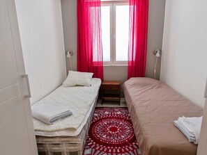 2 bedrooms, Internet