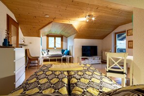 1 soverom, internettilgang og sengetøy