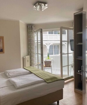 2 bedrooms