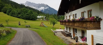 Ferienwohnung Reiteralm für 2 - 4 Personen, 2 separate Schlafzimmer, 2 Dusche/WC, Balkon, 54 qm