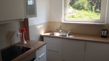 Kühlschrank, Ofen, Geschirrspüler, Gefrierschrank