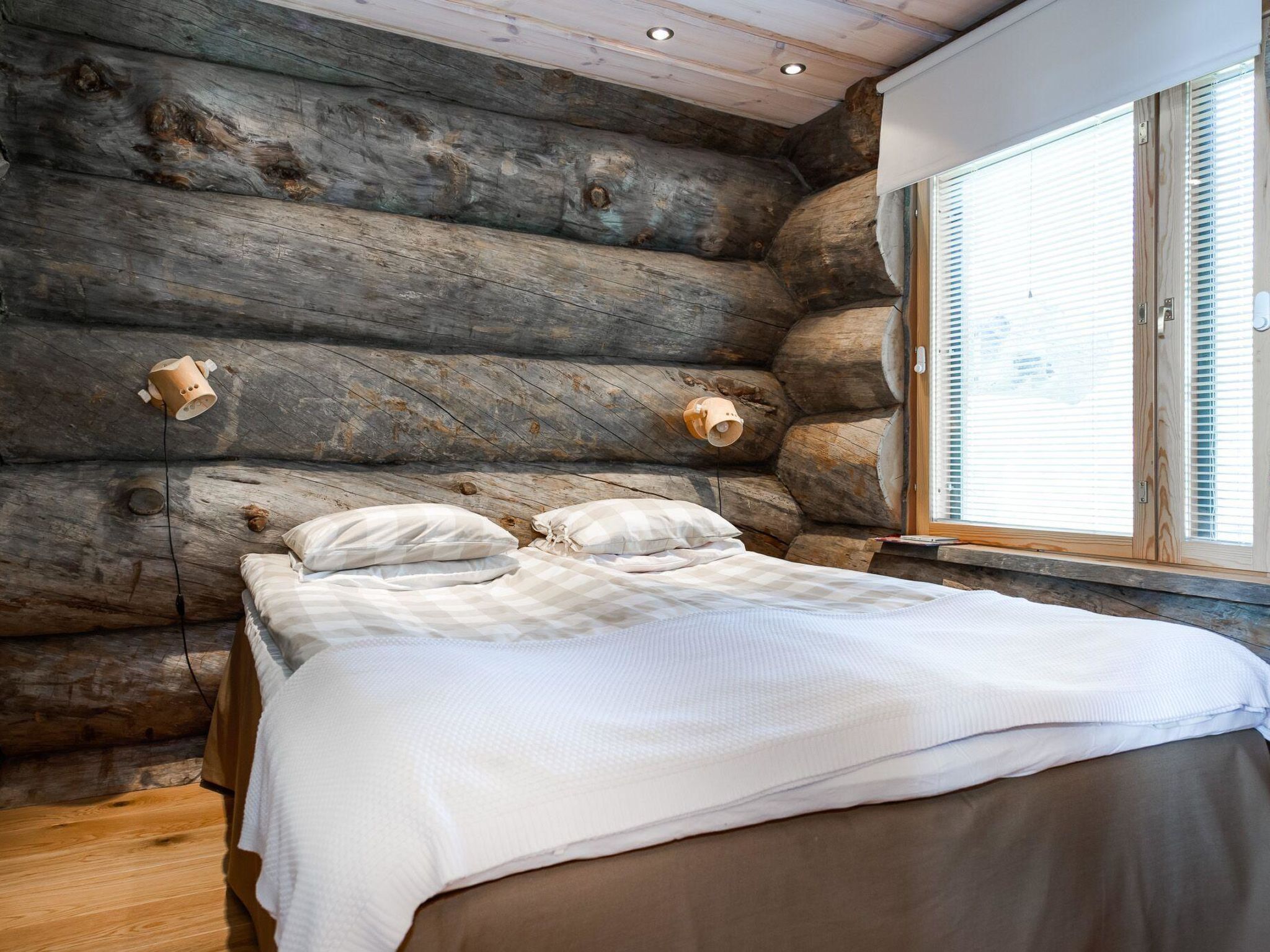 3 makuuhuonetta, internet