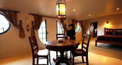 Waitomo Woodlyn Park Hobbit Motel