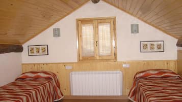 3 habitaciones, tabla de planchar con plancha y wifi gratis