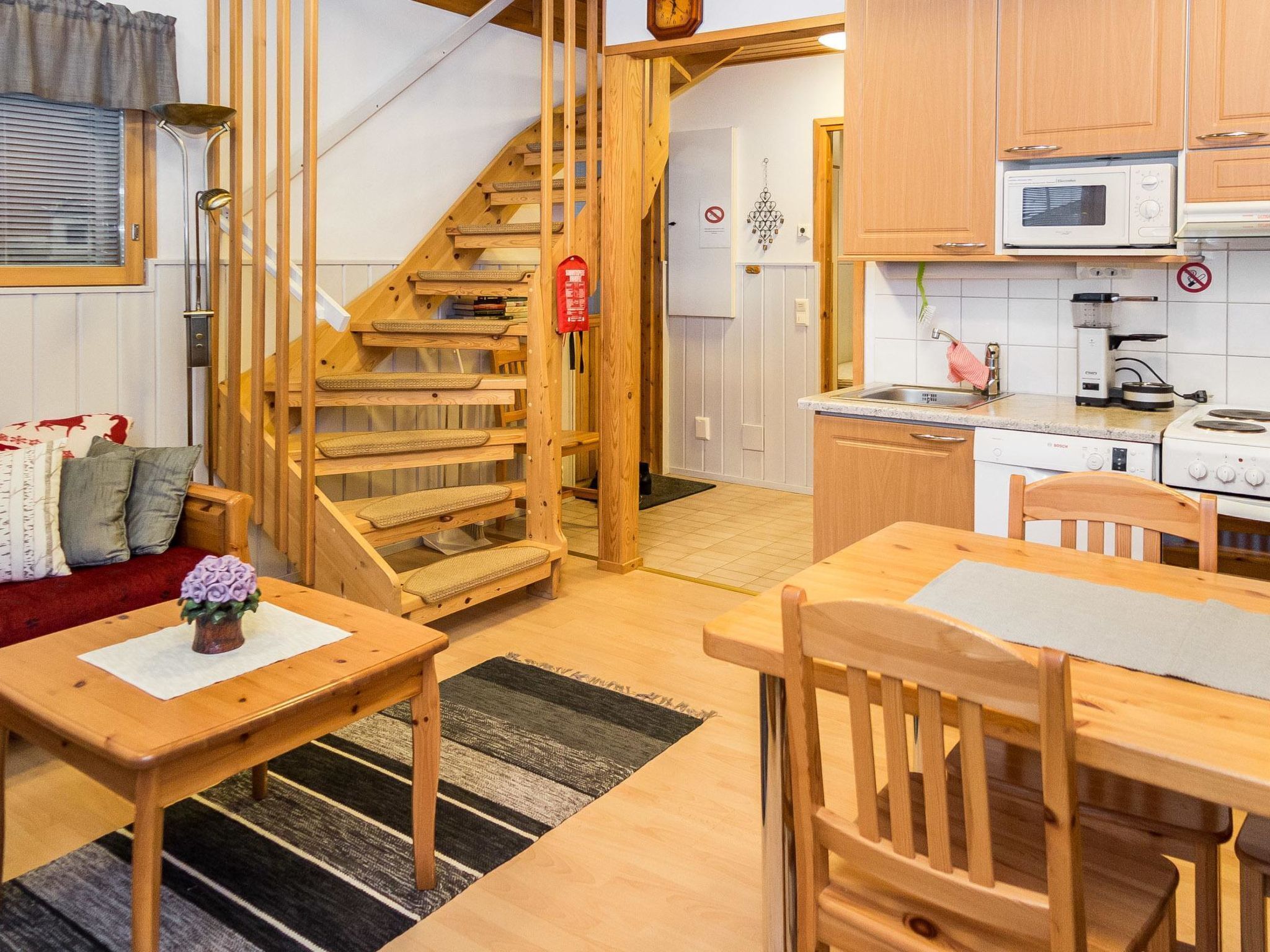 Fridge, microwave, dishwasher, cookware/dishes/utensils