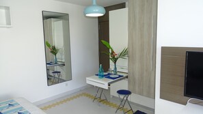 1 dormitorio, caja fuerte, tabla de planchar con plancha y wifi gratis