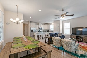 TV, DVD player - Spacious coastal home with grill & screened porch (Port St. Joe)