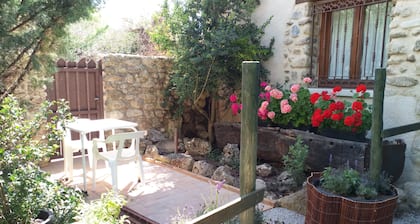 Rural apartment El Refugio de la Sauca for 2 people