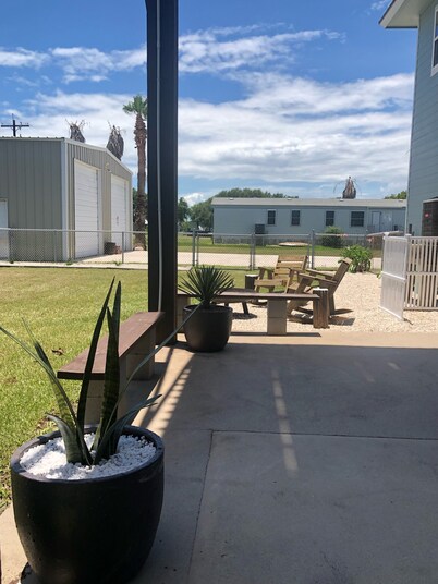 Rooftop deck -2 bedroom/ 2 bath home with panoramic water view of Port O’Connor!