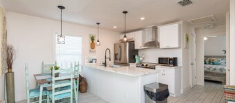 Coastal Cool--2/2, Close to the Beach! Private HEATED Pool