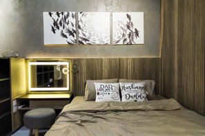 1 chambre, fer et planche à repasser, accès Internet, draps fournis