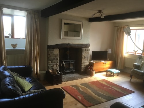 Lower Hawkstones Farm, 18C Pennine Farmhouse