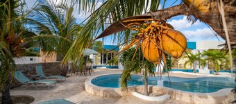 A Lovely Stay - Superior Room Suite @ Aqua Viva Suites