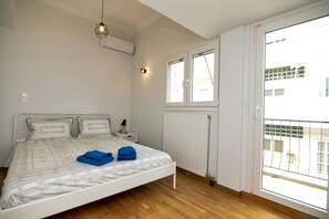 2 chambres, fer et planche à repasser, Wi-Fi, draps fournis