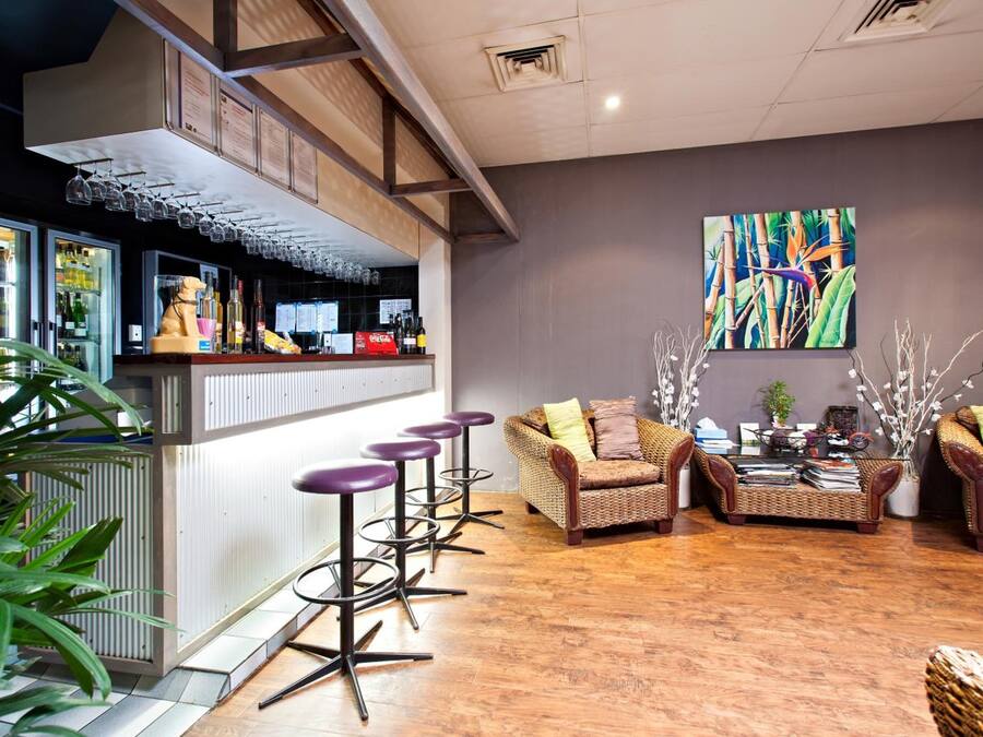 Bar (en el alojamiento)