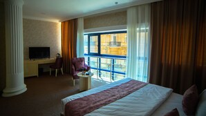 Signature Double or Twin Room - Salam Baku Hotel (Baku)