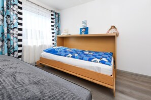 1 Schlafzimmer, Reisekinderbett, WLAN, Bettwäsche