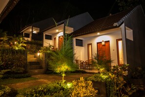 Terrace/patio - Singgahan Bungalow by ecommerceloka (Penida Island)