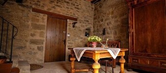 Rural house (full rental) Masia Pallares de Dalt for 10 people