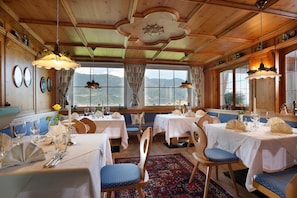 Restaurant - Hotel Kristall (Marlengo)