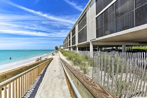Accommodatie ligt op het strand