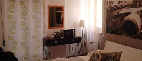 3 chambres, fer et planche à repasser, lit parapluie, Wi-Fi gratuit