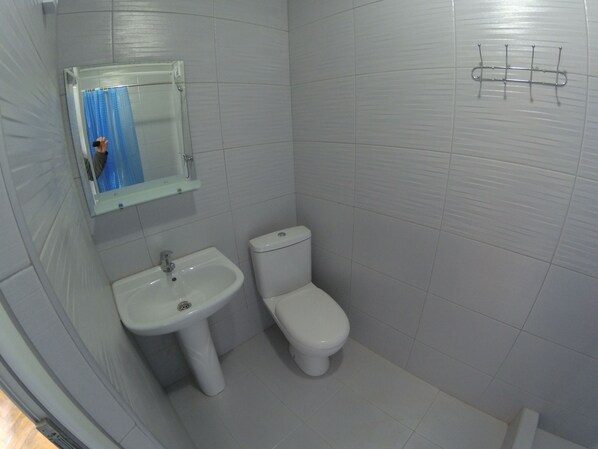 Bathroom - Gostevoy Dom (Kobuleti)